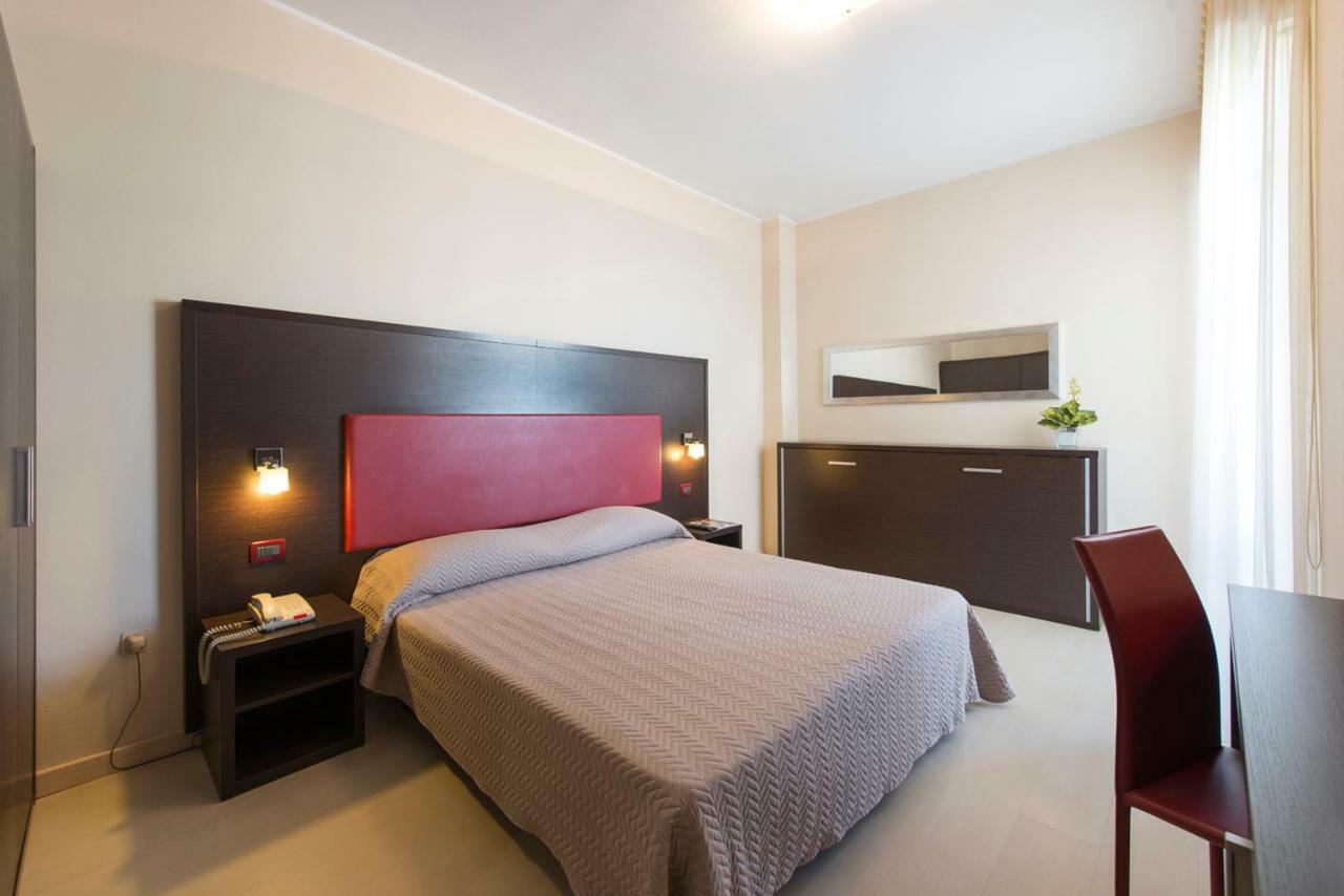 Superior Triple Room,779484498:JPEG